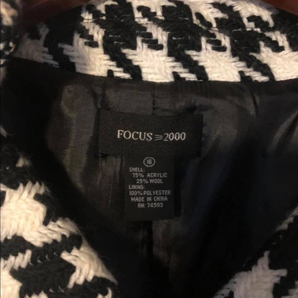 Coat - Picture 3 of 3